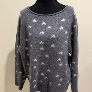 360 Cashmere Gray Star Pattern Sweater - Size: M (Medium) - NWOT